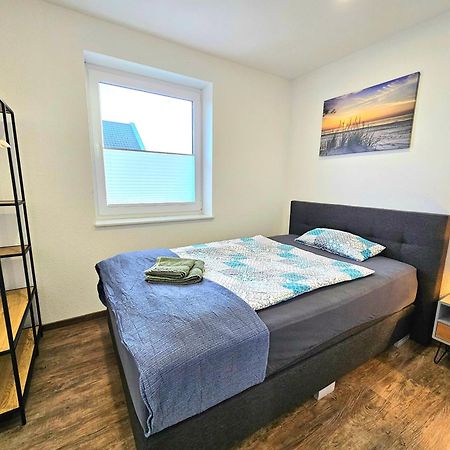 Exklusive Ferienwohnung In Lingen Holthausen 2Zim, 2Badez,Kueche,Balkon,Waschmaschine 외부 사진