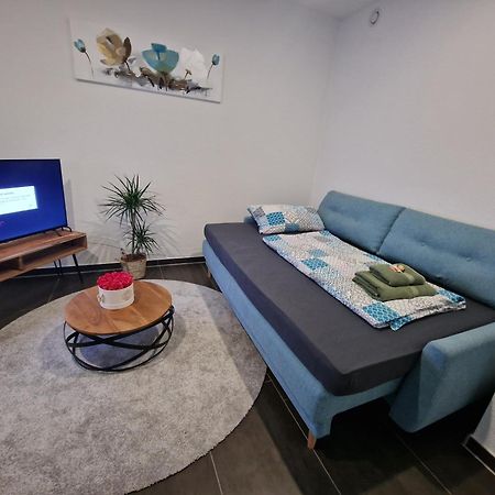 Exklusive Ferienwohnung In Lingen Holthausen 2Zim, 2Badez,Kueche,Balkon,Waschmaschine 외부 사진