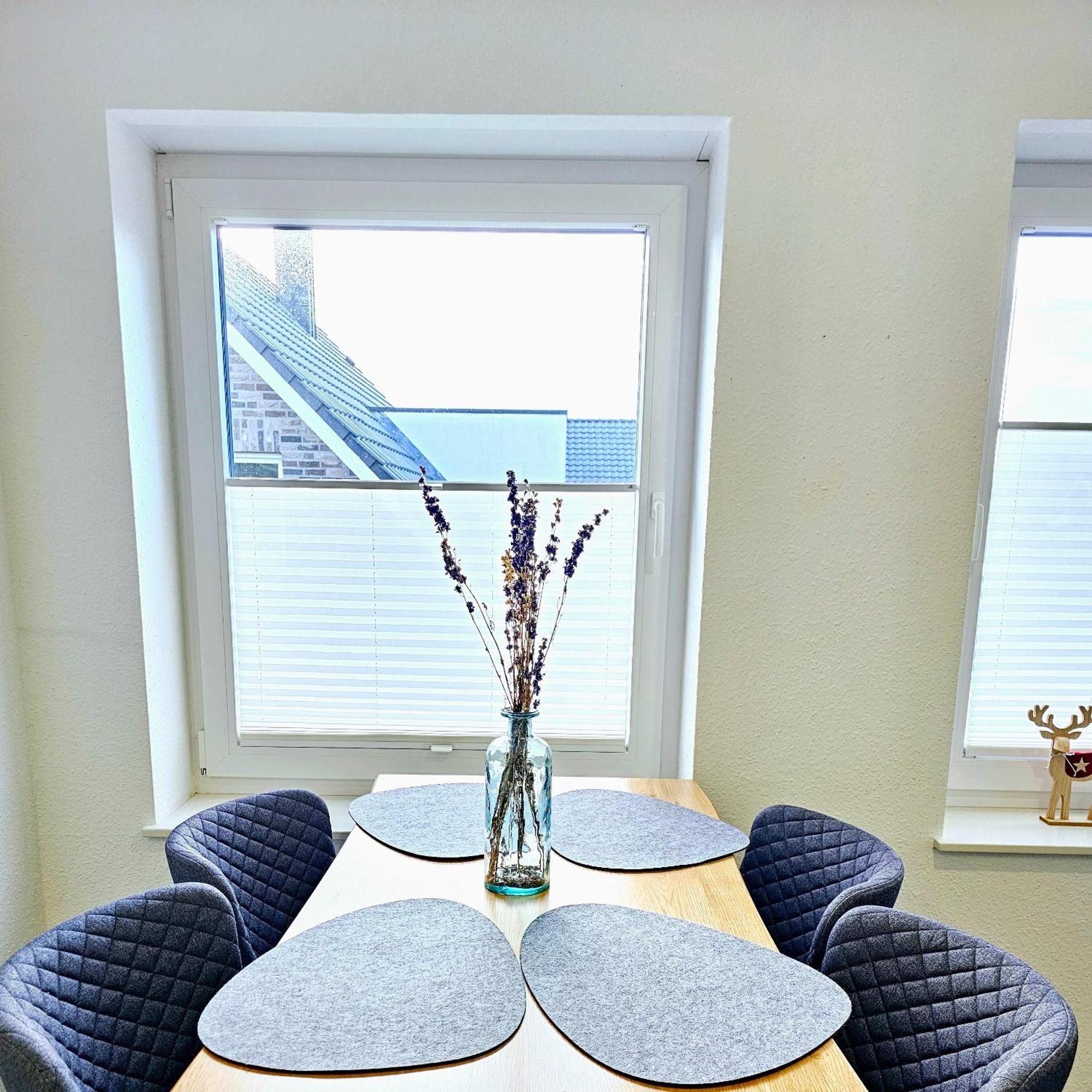 Exklusive Ferienwohnung In Lingen Holthausen 2Zim, 2Badez,Kueche,Balkon,Waschmaschine 외부 사진