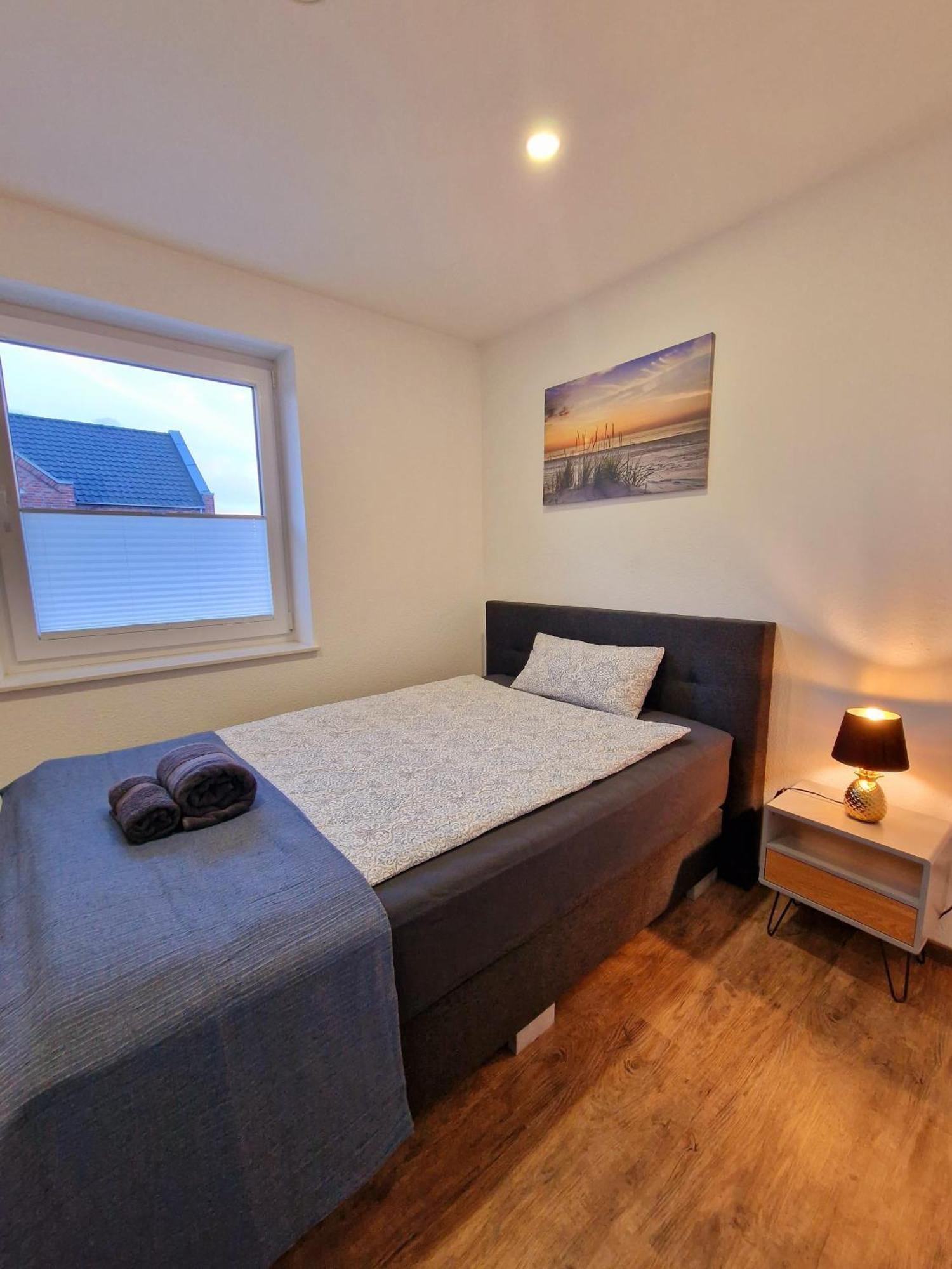 Exklusive Ferienwohnung In Lingen Holthausen 2Zim, 2Badez,Kueche,Balkon,Waschmaschine 외부 사진
